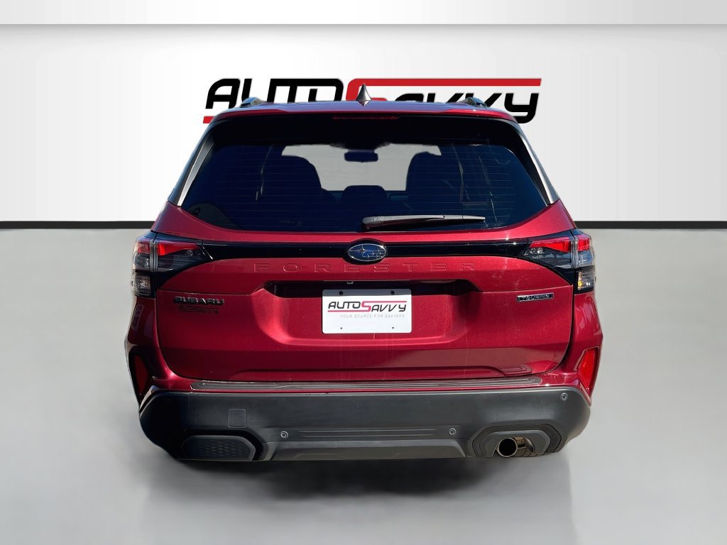 Used 2025 Subaru Forester Touring AWD/4WD image 6