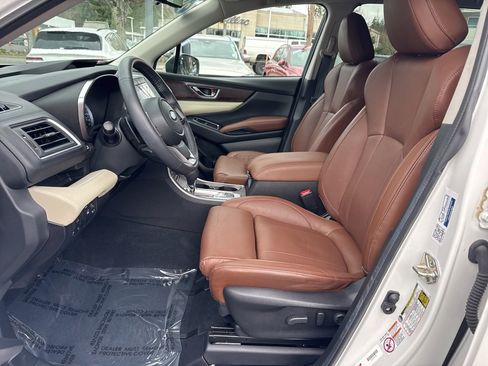 Used 2019 Subaru Ascent Touring w/ Popular Package #3 image 19