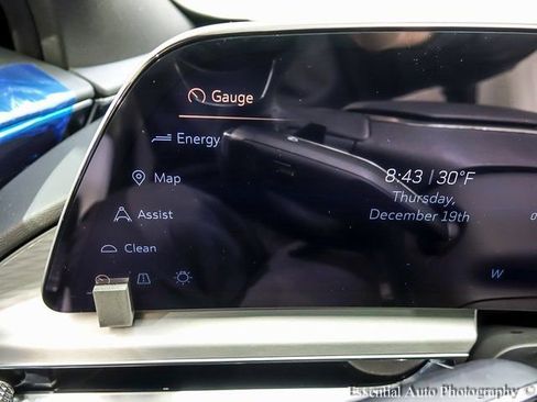 New 2025 Cadillac Lyriq Luxury w/ LPO, Floor Liner Package image 13