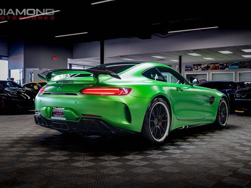 Used 2018 Mercedes-Benz AMG GT R image 22