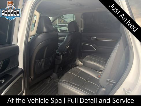 Certified 2022 Kia Telluride EX w/ EX Premium Package FWD image 7
