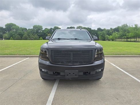 Used 2019 Chevrolet Tahoe LT w/ LT Signature Package AWD/4WD image 9