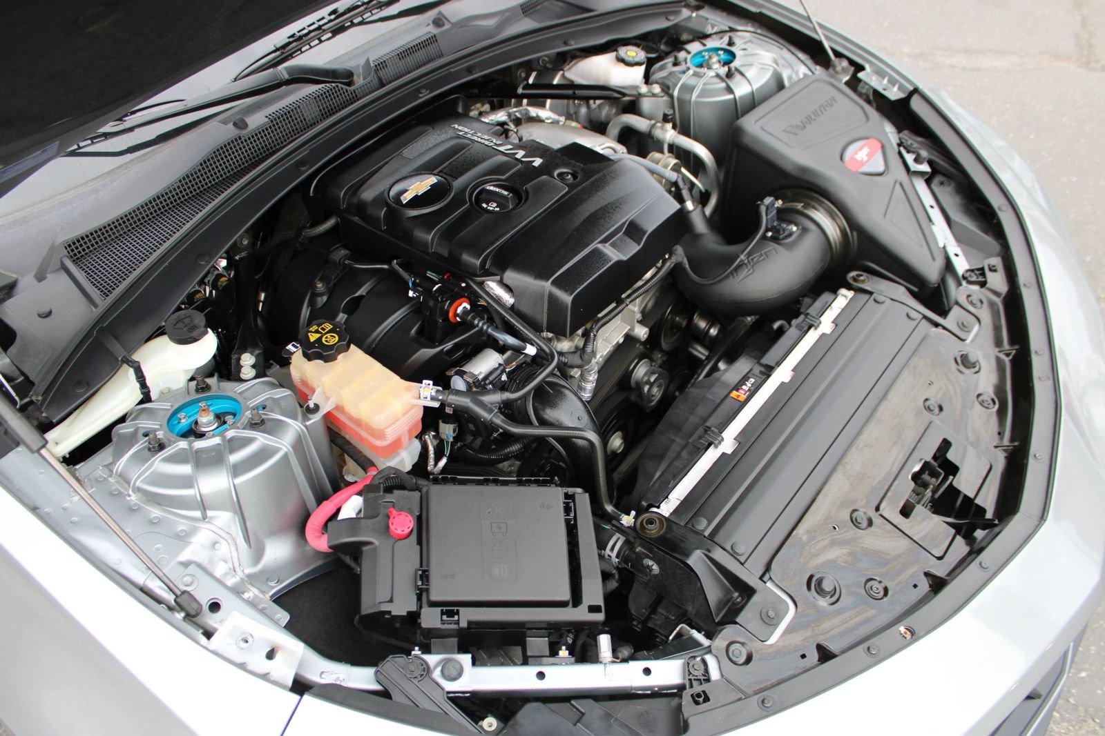 Used 2023 Chevrolet Camaro LT RWD image 32
