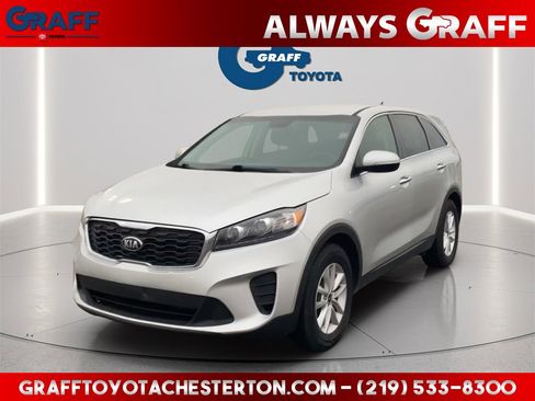 Used 2020 Kia Sorento LX image 1