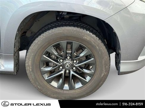 Used 2021 Lexus GX 460 Premium w/ Premium Package image 5