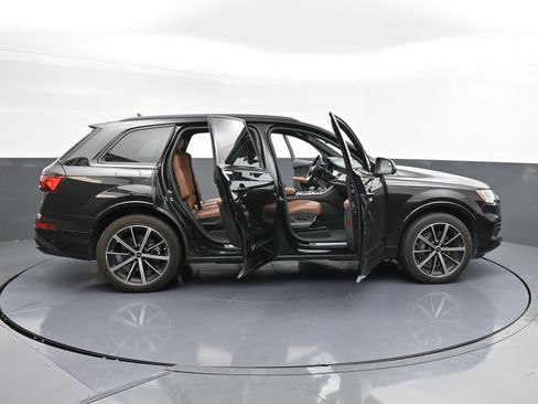 Used 2023 Audi Q7 3.0T Premium Plus w/ Premium Plus Package image 38