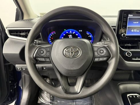 Used 2022 Toyota Corolla LE w/ Carpet Mat Package (TMS) image 18