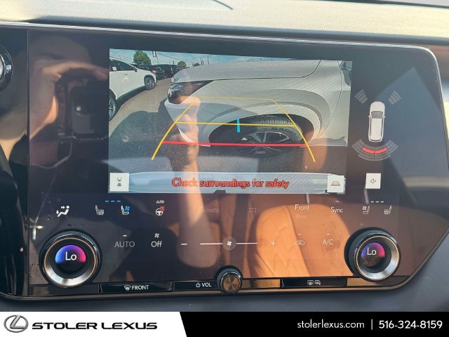 Used 2023 Lexus RX 350 Premium w/ Accessory Package AWD/4WD image 34