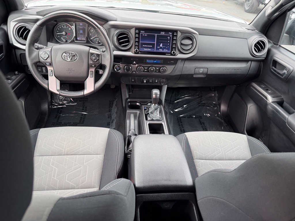 Used 2021 Toyota Tacoma TRD Off-Road AWD/4WD image 18