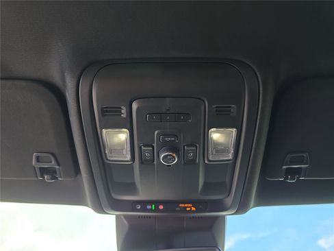 Used 2023 Cadillac Escalade ESV Luxury image 26