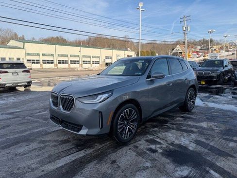 New 2026 BMW X3 xDrive30 w/ Premium Package image 2