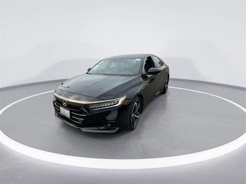 Used 2022 Honda Accord Sport image 4