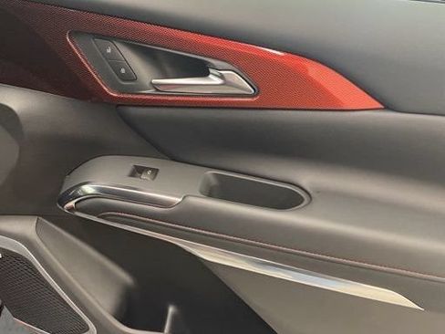 New 2026 Chevrolet Traverse Z71 w/ Enhanced Driving Package AWD/4WD image 27