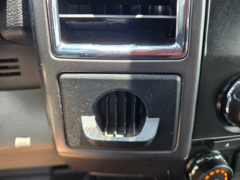 Used 2016 Ford F150 XLT image 28