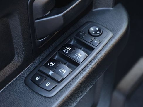 Used 2018 RAM 1500 Tradesman w/ Protection Group image 14