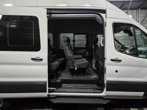 Used 2018 Ford Transit 350 XLT image 10