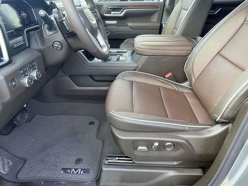 New 2026 GMC Sierra 1500 Denali w/ Technology Package AWD/4WD image 12