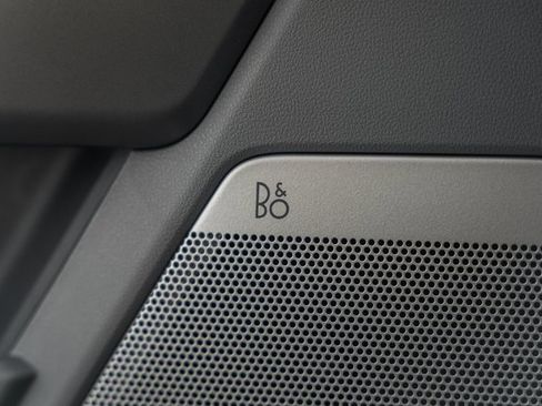 New 2025 Ford F150 XLT w/ Equipment Group 303A High image 38