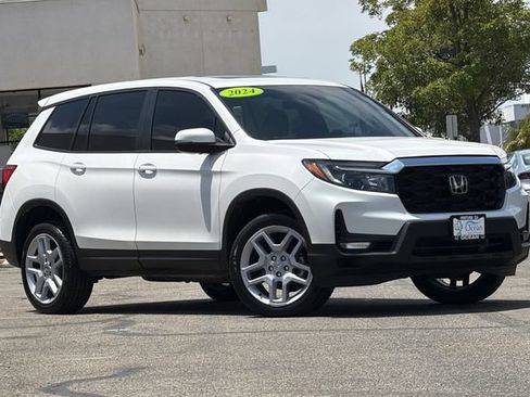 Certified 2024 Honda Passport EX-L image 2