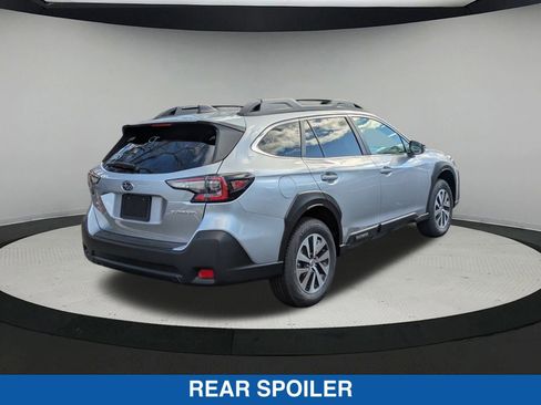 Certified 2025 Subaru Outback Premium image 4