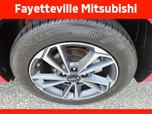 Used 2024 Kia Forte LXS FWD image 13
