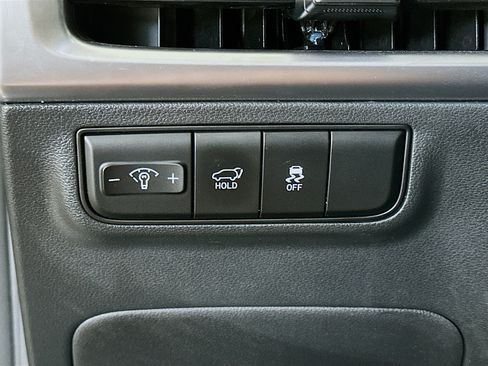 Used 2025 Hyundai Tucson SEL FWD image 17