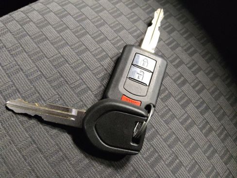 Used 2018 Mitsubishi Mirage ES FWD image 32