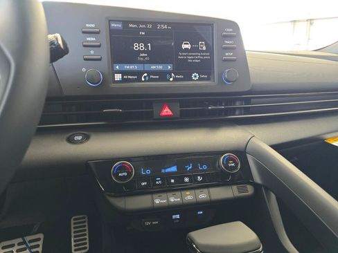 New 2026 Hyundai Elantra Sport FWD image 22