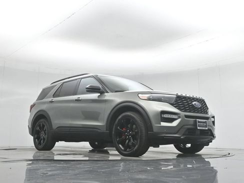 Certified 2020 Ford Explorer ST w/ ST Street Pack image 49