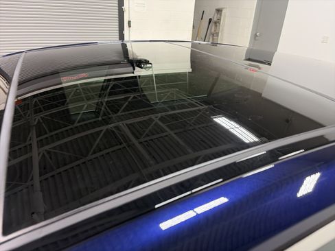 Used 2022 Toyota Camry XLE image 11