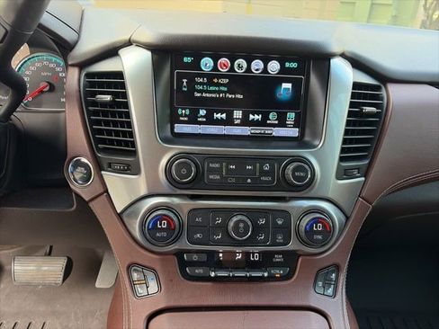 Used 2016 Chevrolet Suburban LTZ image 12