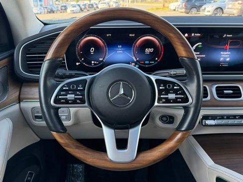 Certified 2023 Mercedes-Benz GLS 450 4MATIC image 13