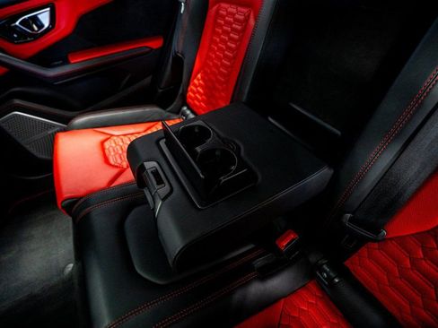 Used 2021 Lamborghini Urus image 69