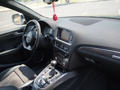 Used 2015 Audi SQ5 Premium Plus w/ Technology Package AWD/4WD image 15