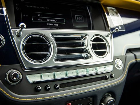 Certified 2021 Rolls-Royce Dawn image 33