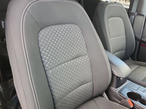 Used 2023 Ford Escape Active image 17