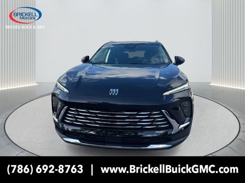 New 2025 Buick Envision Preferred image 2