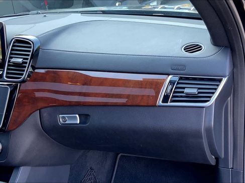 Used 2018 Mercedes-Benz GLS 450 4MATIC image 18