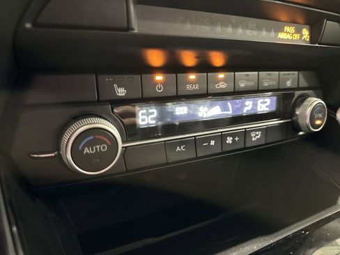 Used 2023 MAZDA CX-9 Touring image 17