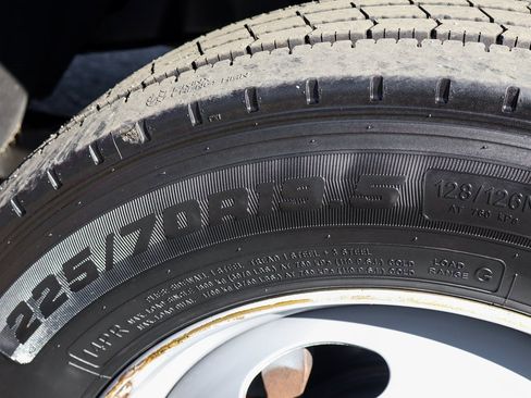 Used 2011 Ford F550 2WD Crew Cab Super Duty w/ Payload Upgrade Pkg image 41