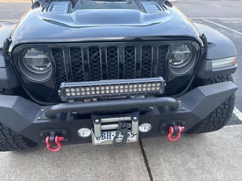 Used 2021 Jeep Gladiator Rubicon w/ LED Lighting Group image 14