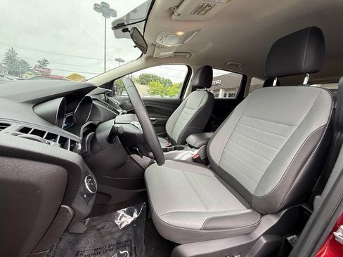 Used 2016 Ford Escape SE w/ Equipment Group 201A AWD/4WD image 22