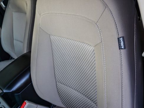 Certified 2022 Ford Explorer XLT image 21