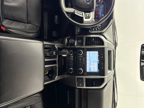 Used 2017 Ford F150 Lariat w/ Equipment Group 502A Luxury image 26