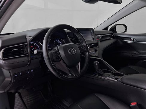 Certified 2021 Toyota Camry SE AWD/4WD image 9