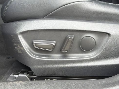 Used 2023 Toyota Corolla XSE FWD image 28