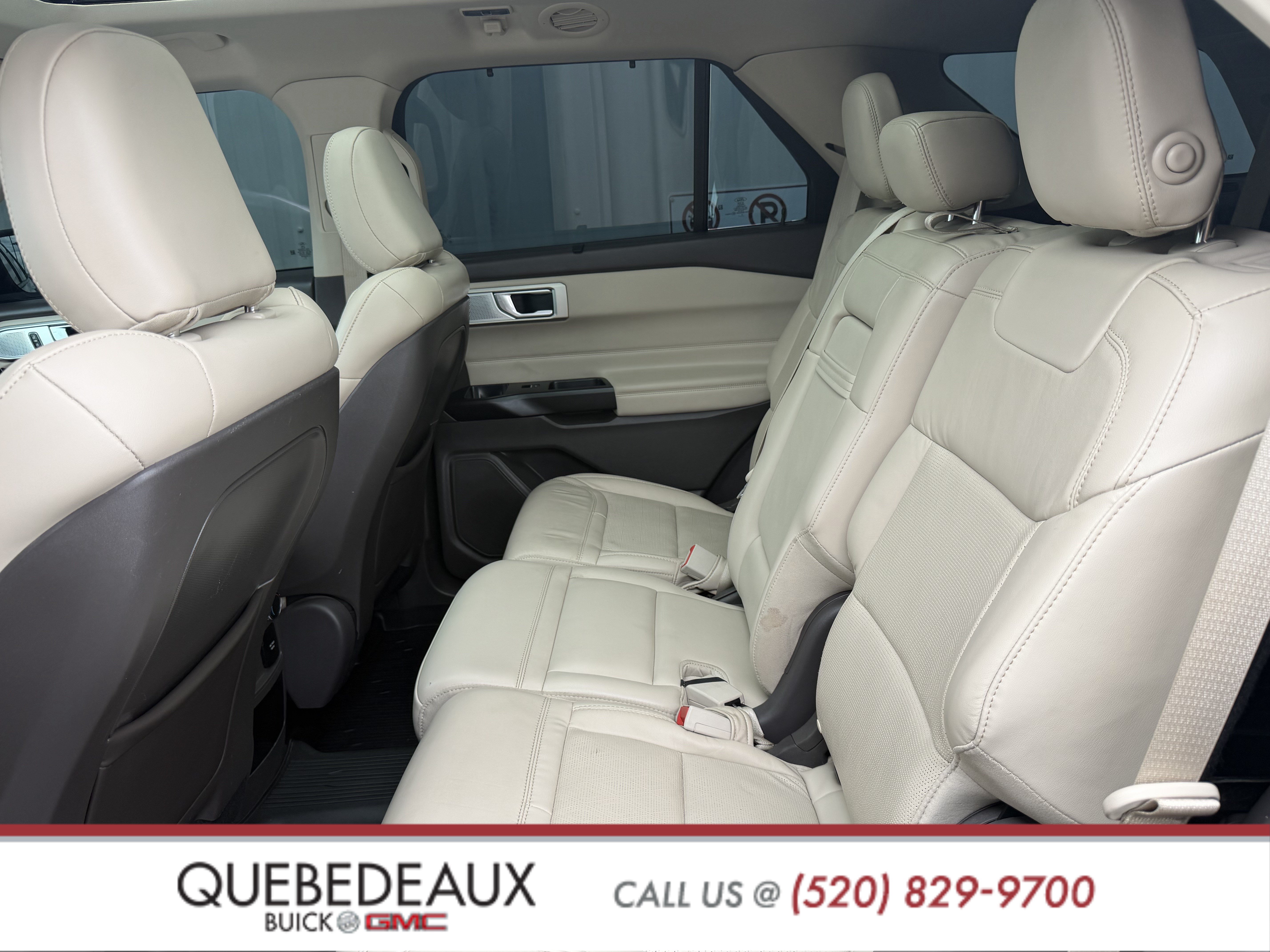 Used 2020 Ford Explorer Platinum w/ Premium Technology Package AWD/4WD image 13