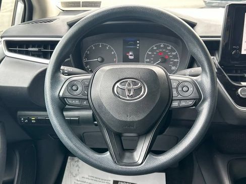 Used 2024 Toyota Corolla LE w/ LE Convenience Package FWD image 41
