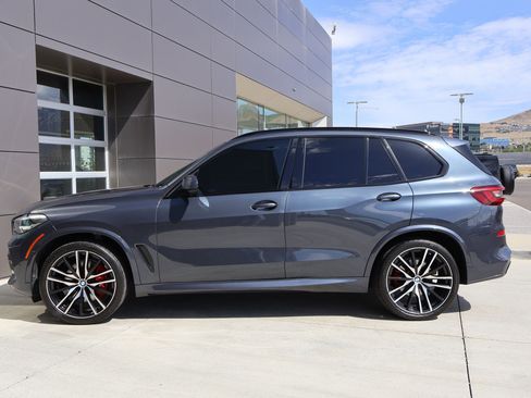 Used 2022 BMW X5 xDrive40i w/ M Sport Package AWD/4WD image 9