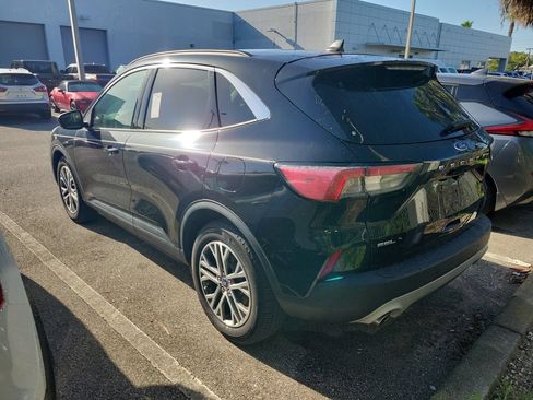 Used 2022 Ford Escape SEL FWD image 4